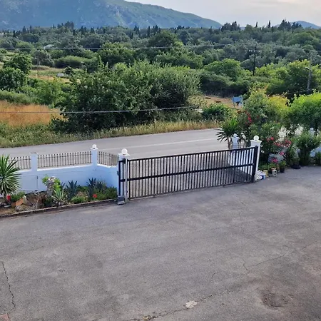 Holiday home Mountain View House Gardelades